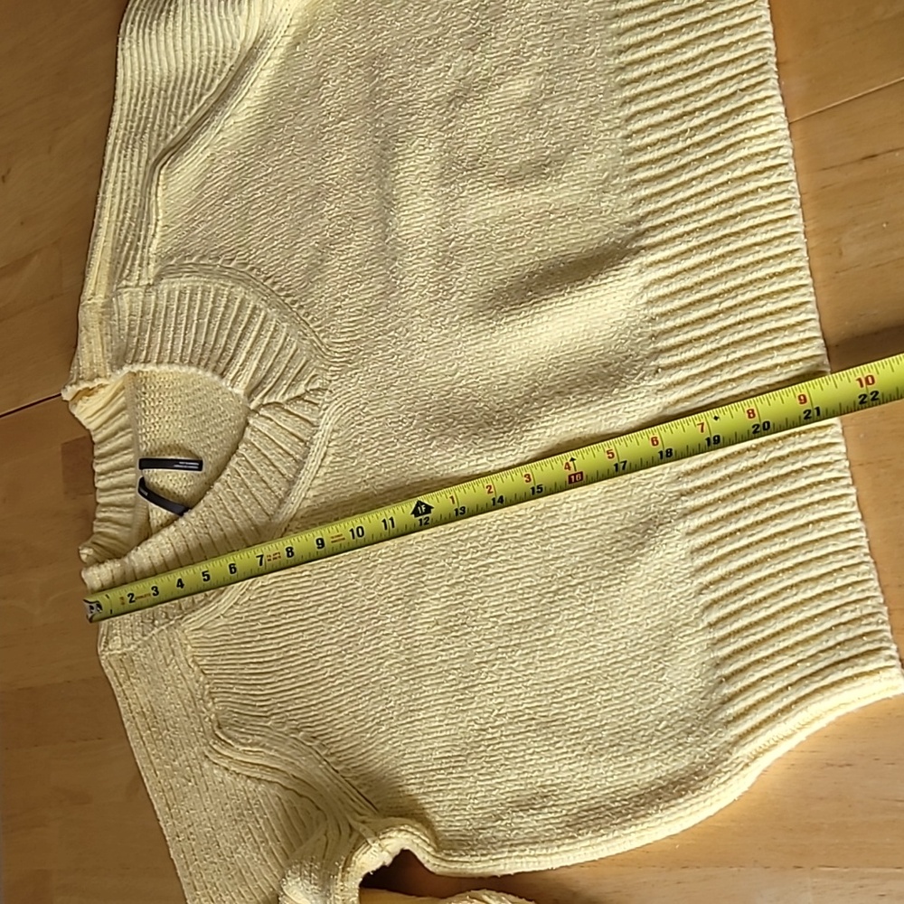 By Anthropologie Bell-Sleeve V-Neck Sweater - Picture 7 of 11